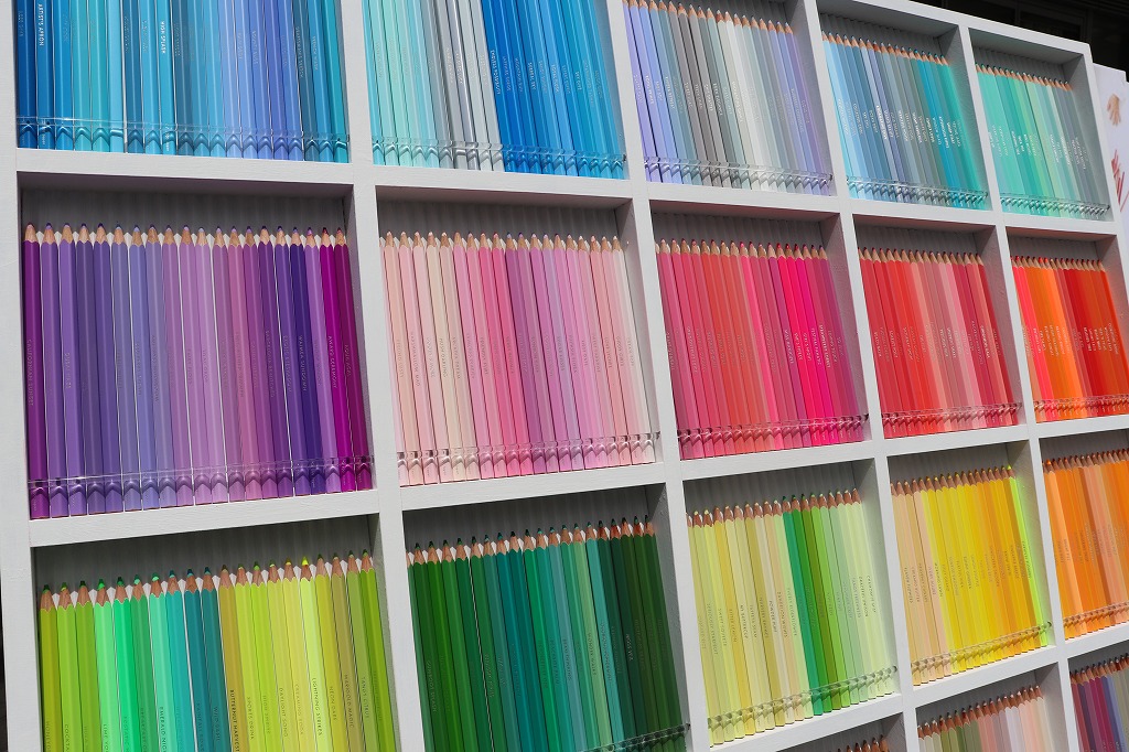 絵心なくても上手に描ける500色の色えんぴつ【TOKYO SEEDS 